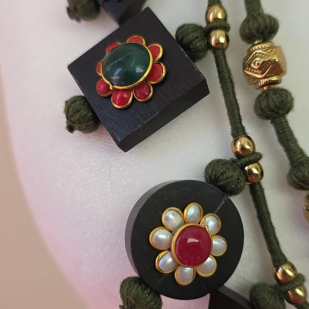 Maya-Bazaar Green, Gold & Multicolor Necklace